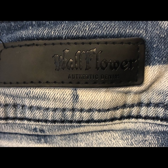 Wallflower jeans - size 11 (JUNIORS- not adult) - Picture 5 of 9